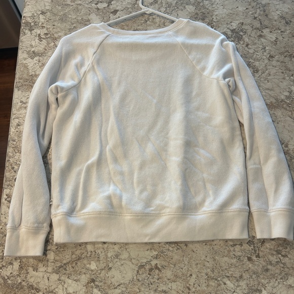 VS Long Sleeve Lace Heart Graphic Sweatshirt Medium - Picture 11 of 11